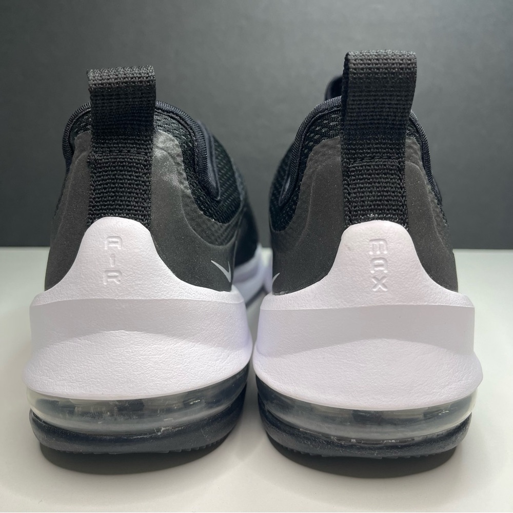 Nike Air Max Axis Premium Black Metallic Dark Grey Women’s Size 9 - Picture 7 of 9